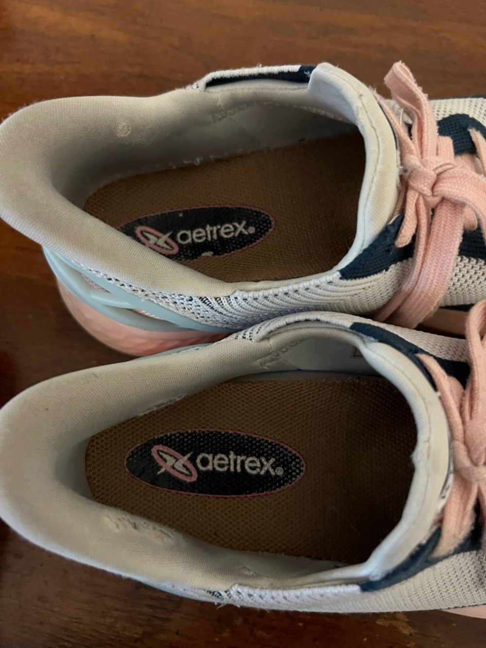 Kizik Hands-Free The Easiest Shoes You will Ever Put On Women's 6 wide - Picture 11 of 11